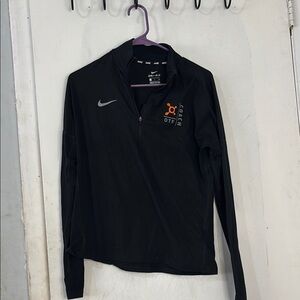 Nike orange theory coach top
